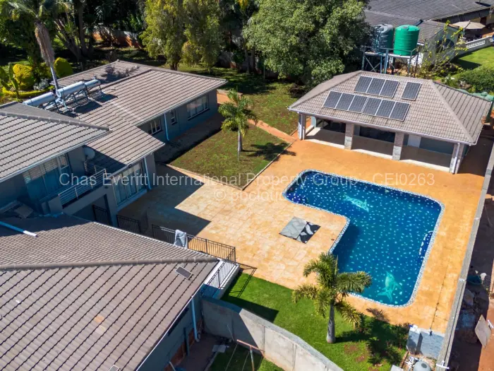7 Bedroom House to Rent in Greystone Park