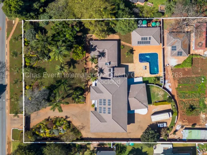 7 Bedroom House to Rent in Greystone Park