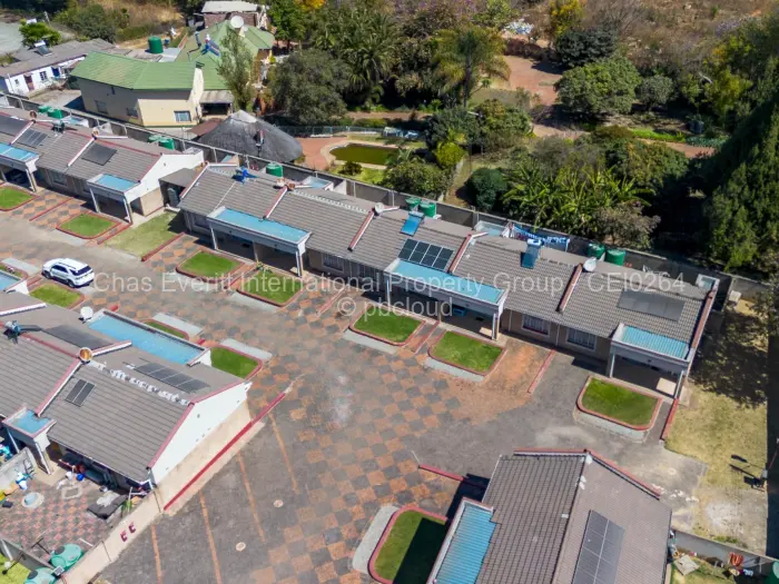 Townhouse/Complex/Cluster to Rent in Newlands