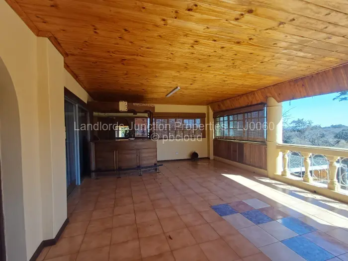 6 Bedroom House for Sale in Burnside, Bulawayo
