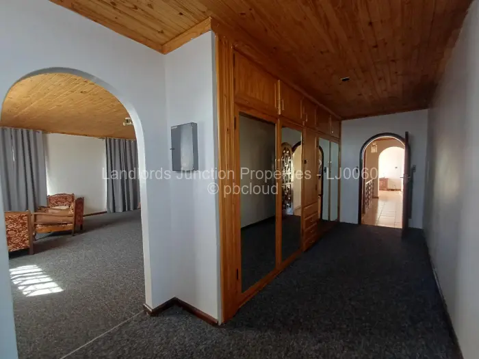 6 Bedroom House for Sale in Burnside, Bulawayo