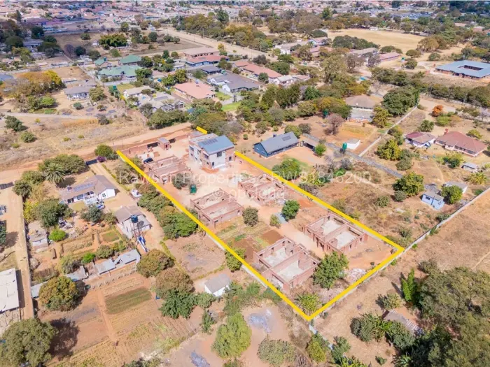 Townhouse/Cluster for Sale in Waterfalls, Harare