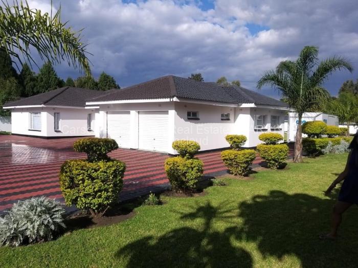 5 Bedroom House to Rent in Highlands, Harare
