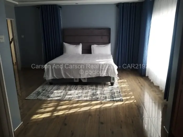 5 Bedroom House to Rent in Highlands