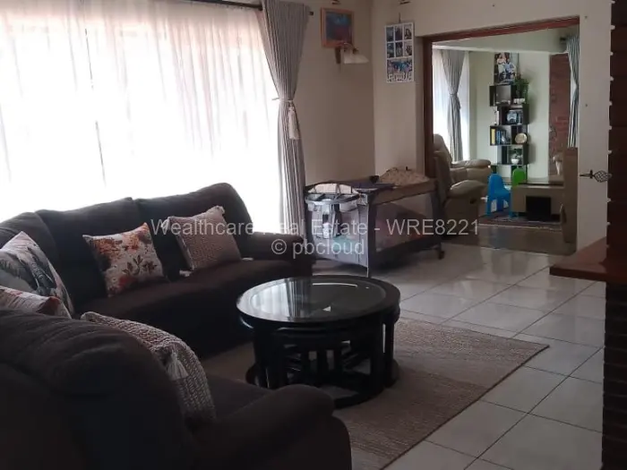 3 Bedroom House for Sale in Emerald Hill, Harare