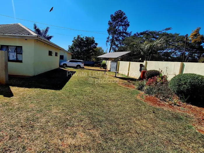 Townhouse/Complex/Cluster to Rent in Greendale, Harare