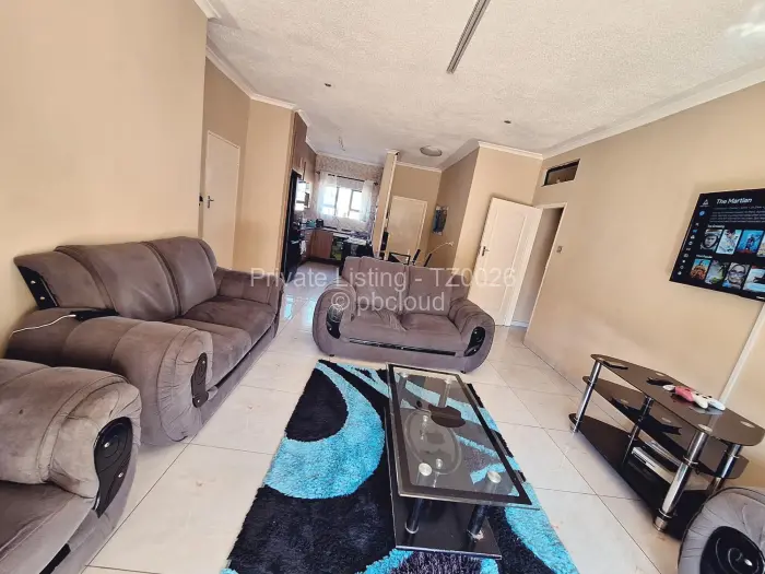 Townhouse/Complex/Cluster to Rent in Greendale, Harare