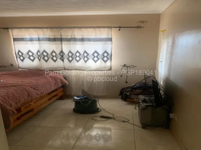 4 Bedroom House for Sale in Zimre Park, Harare