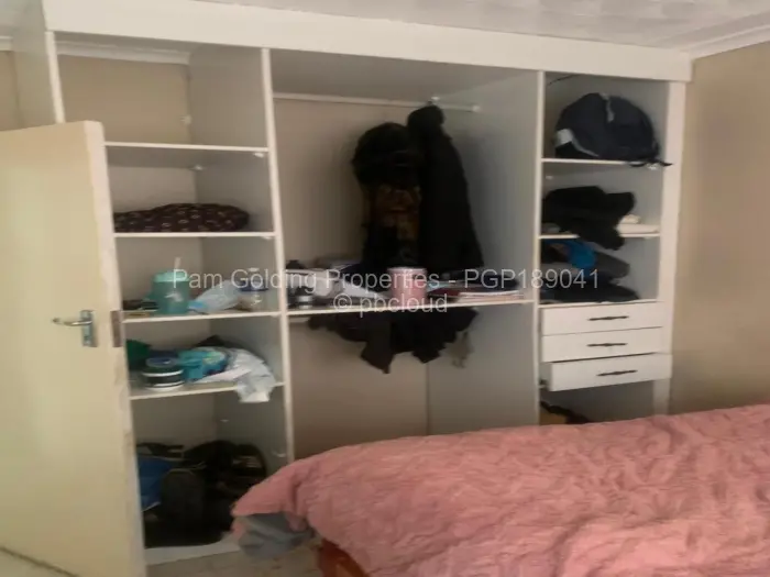 4 Bedroom House for Sale in Zimre Park, Harare