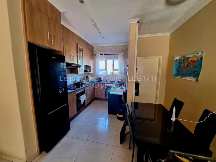 Townhouse/Complex/Cluster to Rent in Greendale North, Harare