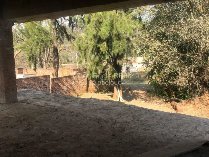 5 Bedroom House for Sale in Glen Lorne, Harare