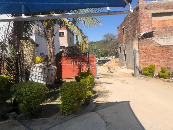 Townhouse/Cluster for Sale in Glen Lorne, Harare