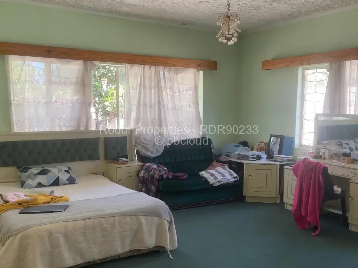 4 Bedroom House for Sale in Hillside Byo, Bulawayo