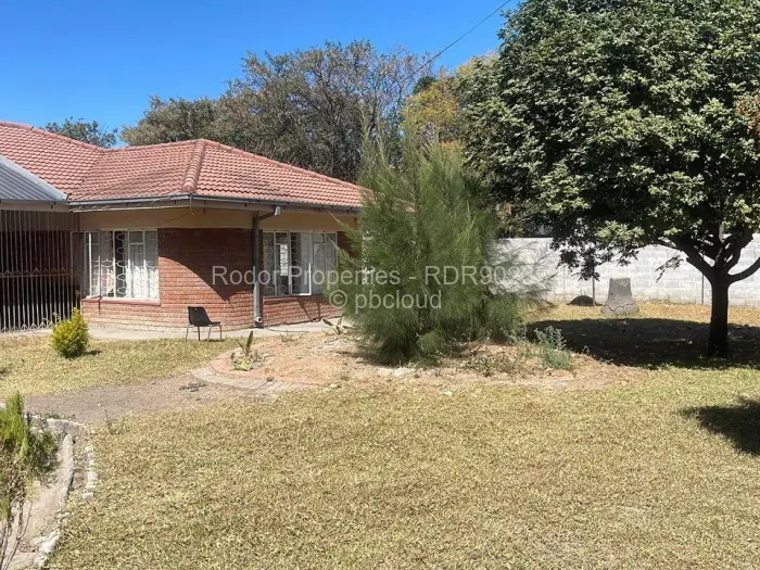 4 Bedroom House for Sale in Hillside Byo, Bulawayo