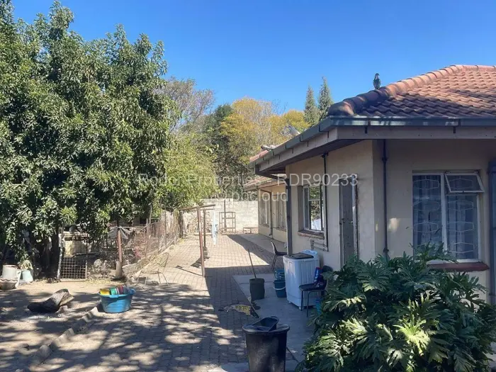 4 Bedroom House for Sale in Hillside Byo, Bulawayo