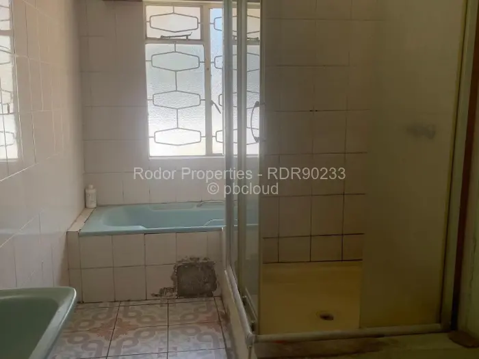 4 Bedroom House for Sale in Hillside Byo, Bulawayo