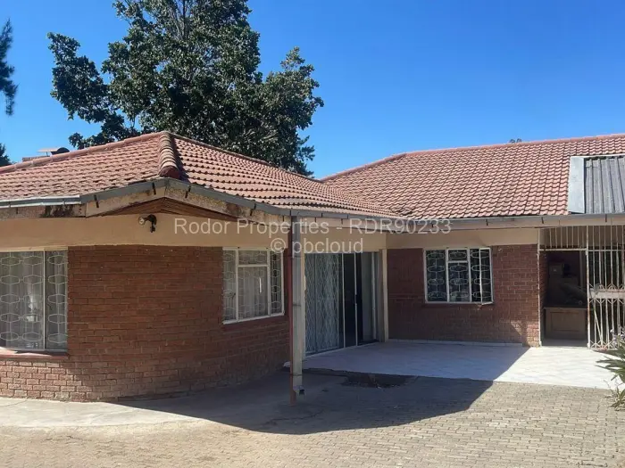 4 Bedroom House for Sale in Hillside Byo, Bulawayo
