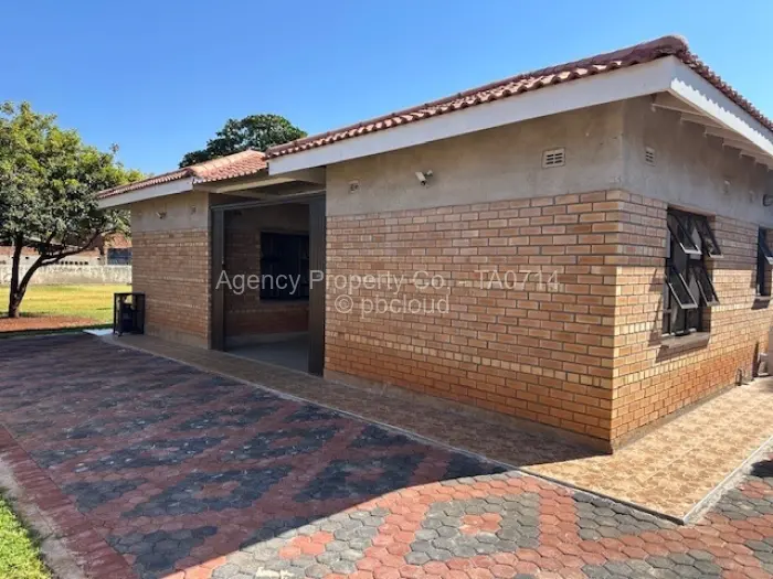 2 Bedroom Cottage/Garden Flat to Rent in Helensvale
