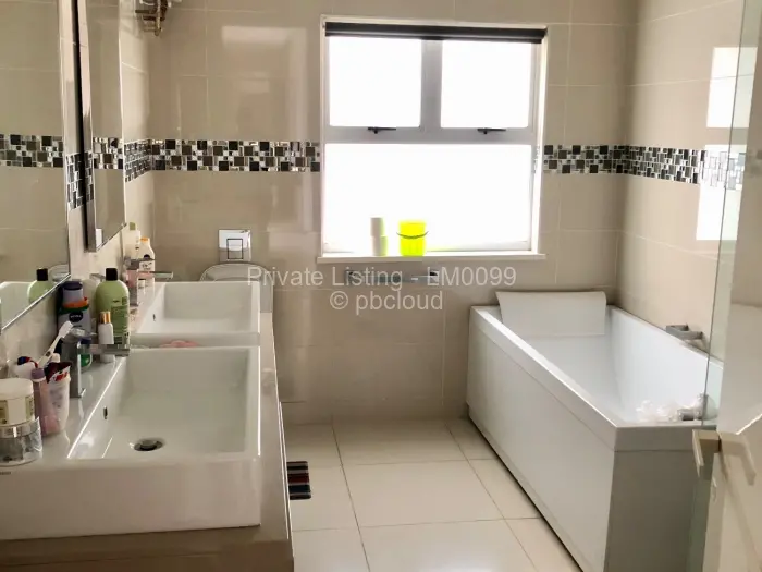 4 Bedroom House to Rent in Newlands, Harare