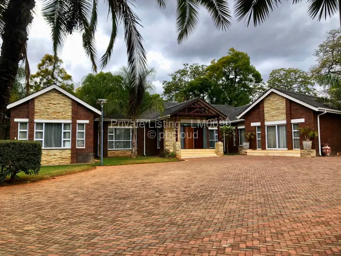 4 Bedroom House to Rent in Newlands, Harare