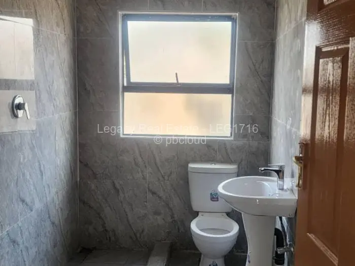 4 Bedroom House to Rent in Msasa