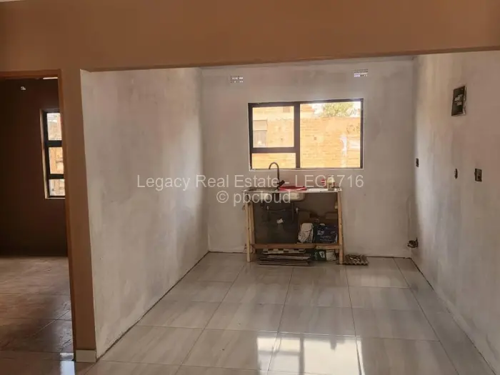 4 Bedroom House to Rent in Msasa