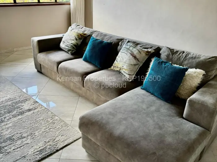 Townhouse/Complex/Cluster to Rent in Ballantyne Park, Harare