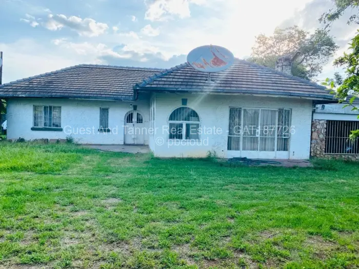 3 Bedroom House for Sale in Waterfalls, Harare