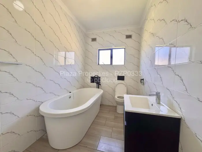 4 Bedroom House to Rent in Marlborough