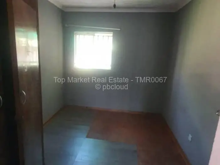 3 Bedroom House to Rent in Msasa Park