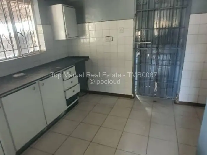 3 Bedroom House to Rent in Msasa Park