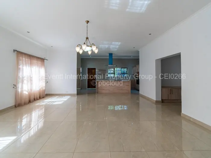 Townhouse/Complex/Cluster to Rent in Chisipite
