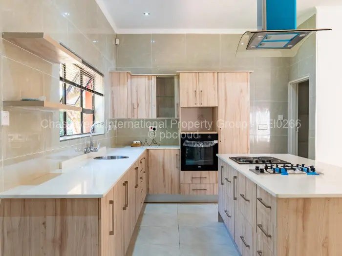 Townhouse/Complex/Cluster to Rent in Chisipite