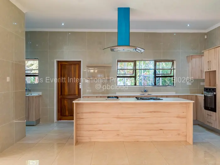 Townhouse/Complex/Cluster to Rent in Chisipite