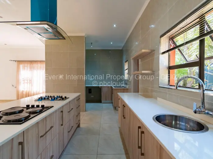 Townhouse/Complex/Cluster to Rent in Chisipite