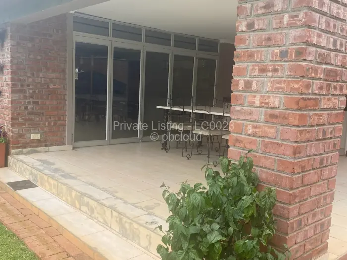 2 Bedroom Cottage/Garden Flat to Rent in Chisipite, Harare