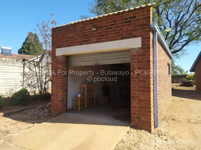 3 Bedroom House for Sale in Hillside Byo, Bulawayo