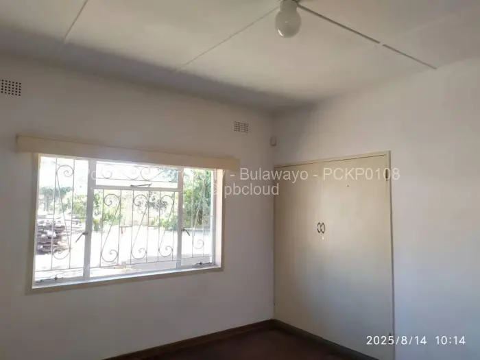3 Bedroom House for Sale in Hillside Byo, Bulawayo