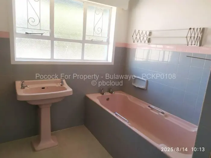 3 Bedroom House for Sale in Hillside Byo, Bulawayo
