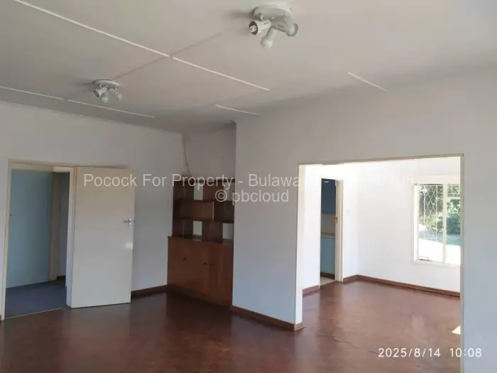 3 Bedroom House for Sale in Hillside Byo, Bulawayo