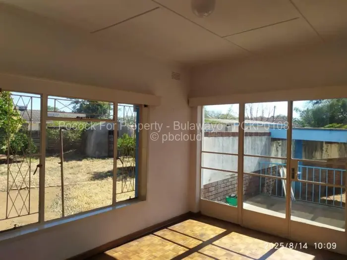 3 Bedroom House for Sale in Hillside Byo, Bulawayo
