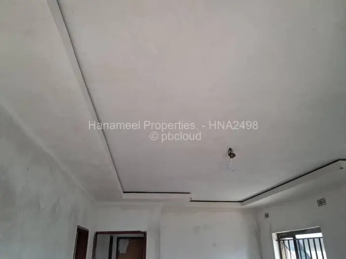 1 Bedroom House for Sale in Mufakose, Harare