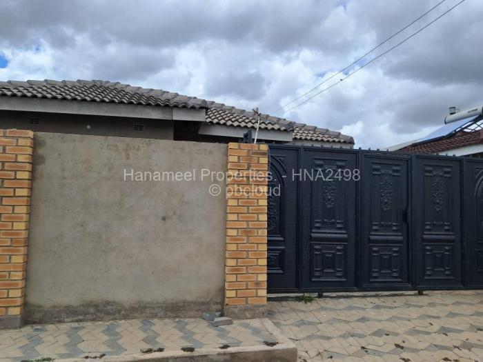 4 Bedroom House for Sale in Mufakose, Harare