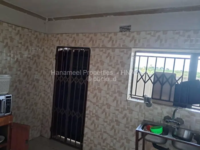 1 Bedroom House for Sale in Mufakose, Harare