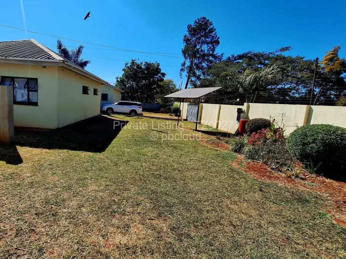 Townhouse/Complex/Cluster to Rent in Kamfinsa