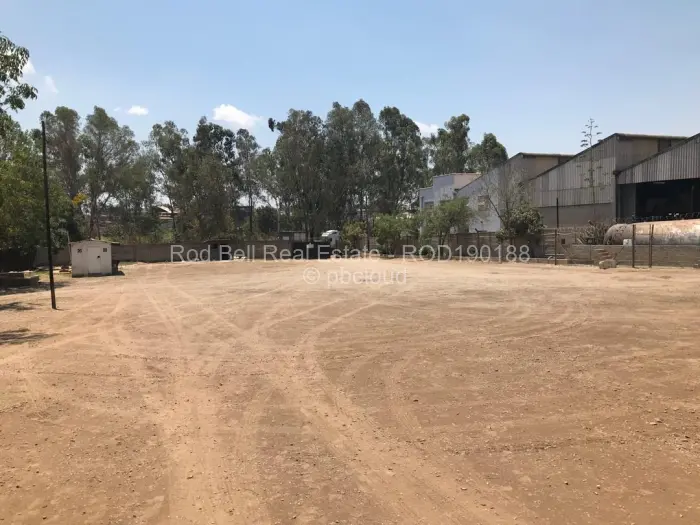 Commercial Property to Rent in Msasa