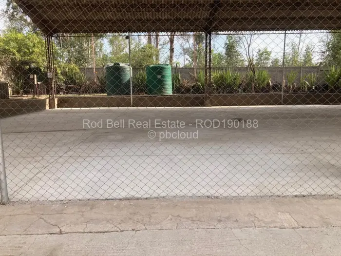 Commercial Property to Rent in Msasa