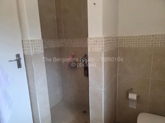 2 Bedroom Cottage/Garden Flat to Rent in Avondale, Harare