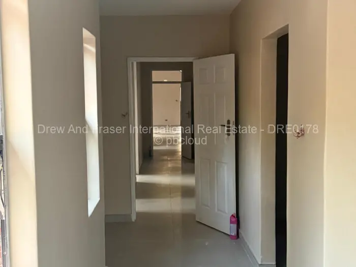 5 Bedroom House to Rent in Eastlea, Harare