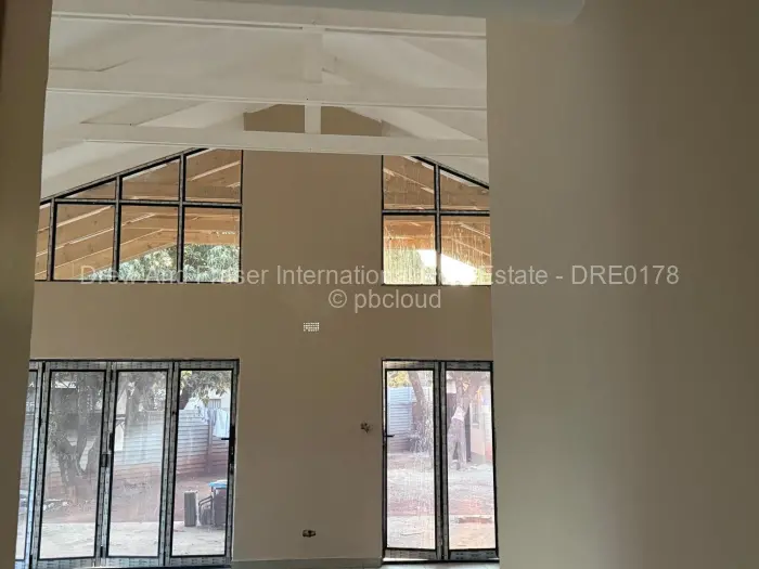 5 Bedroom House to Rent in Eastlea, Harare